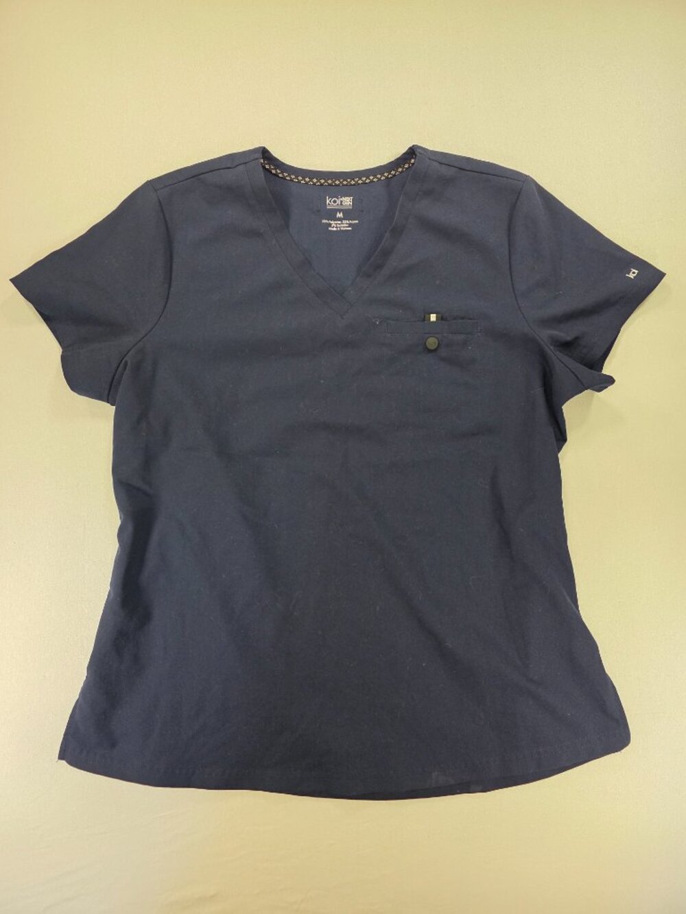 Koi Next Gen Medical Scrubs Tops Medium Blue (Tub 35 #666)